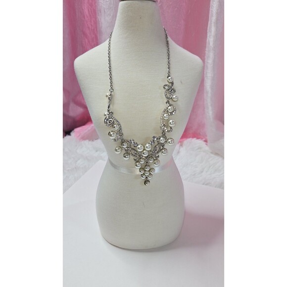 Jewelry Lot Paris Pearls Theme Clean Curated Bundle Free Gift - Picture 11 of 16